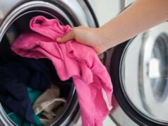 Zašto čist veš poslije pranja i sušenja ima neprijatan miris – i kako to spriječiti