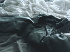 Koliko često treba mijenjati posteljinu tokom ljeta? Stručnjaci otkrivaju pravila za toplije mjesece